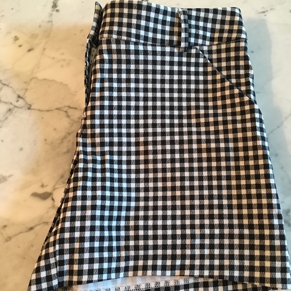 Samantha Dru Molly Shorts - Picture 3 of 4